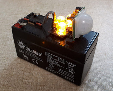 File:Battery-powered-PIR-LEDs.jpg